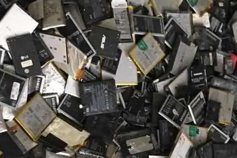 周口收购报废电池公司-联创鑫瑞铅酸蓄电池回收